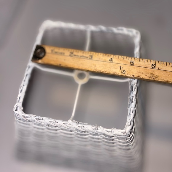 White Woven Wicker Basket Lampshade vintage square - Picture 4 of 7